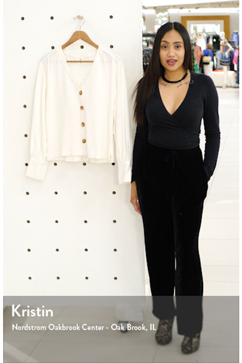 Bishop Long Sleeve Blouse video
