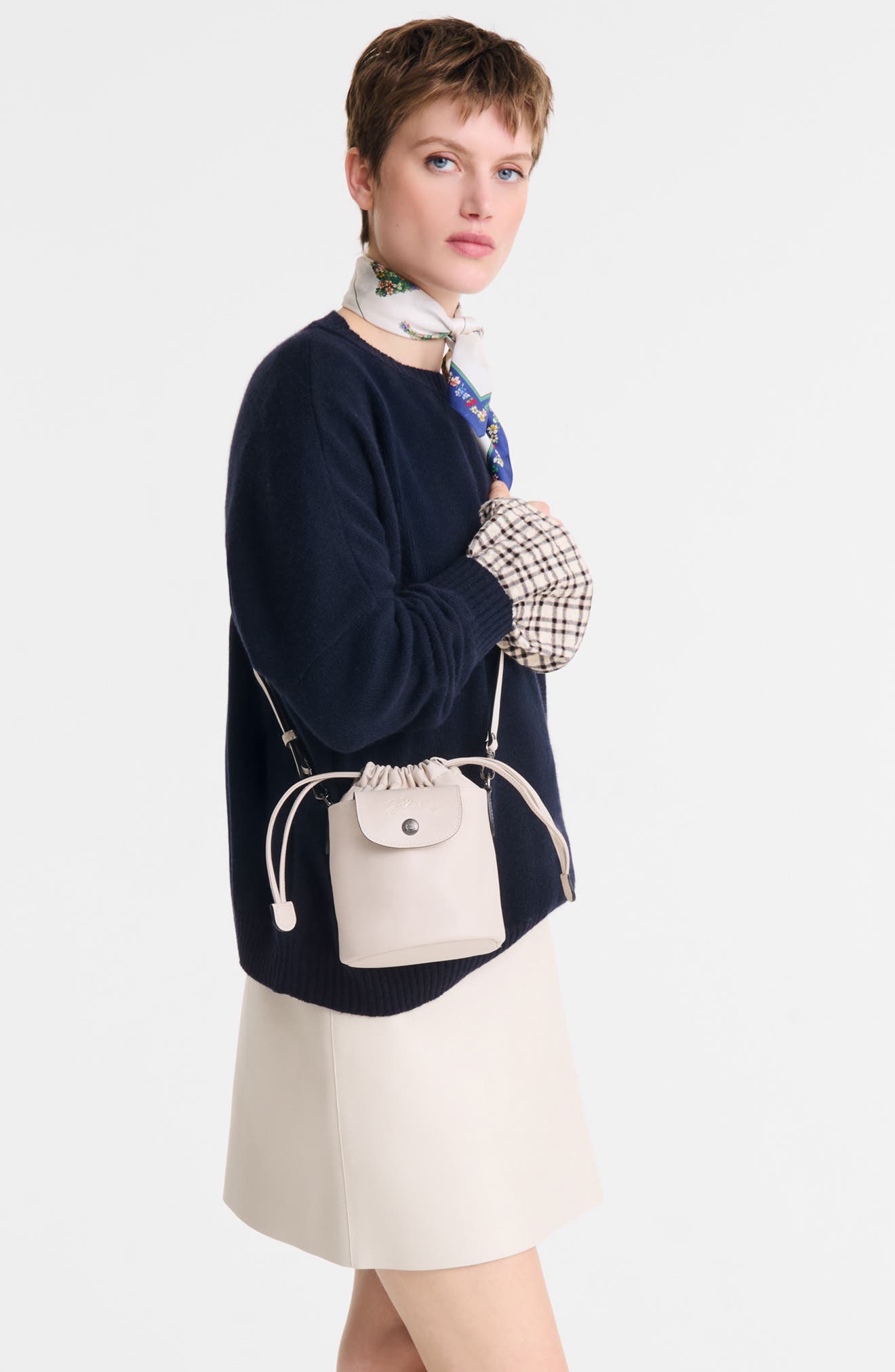 Extra Small Le Pliage Xtra Leather Bucket Bag, Alternate, color, PAPER
