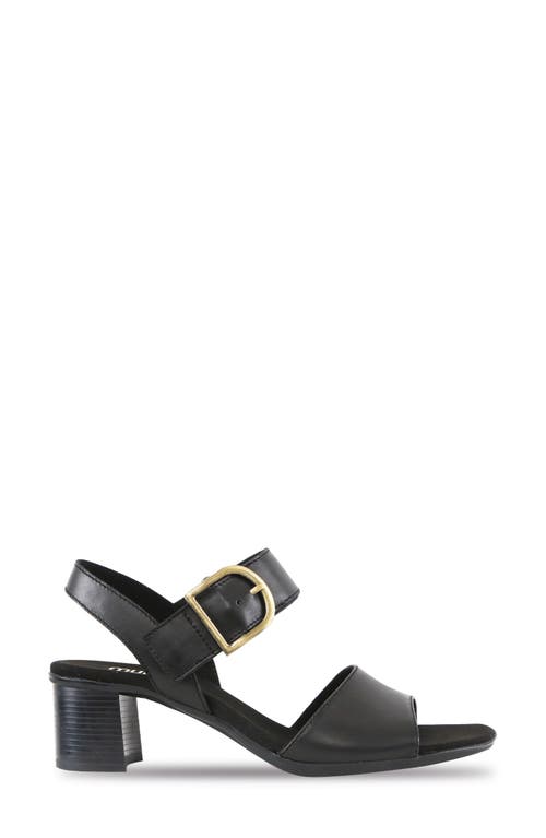 Munro Neeta Block Heel Sandal