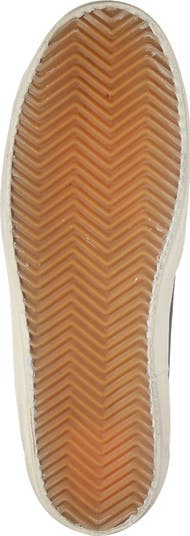 Ball Star Low Top Sneaker