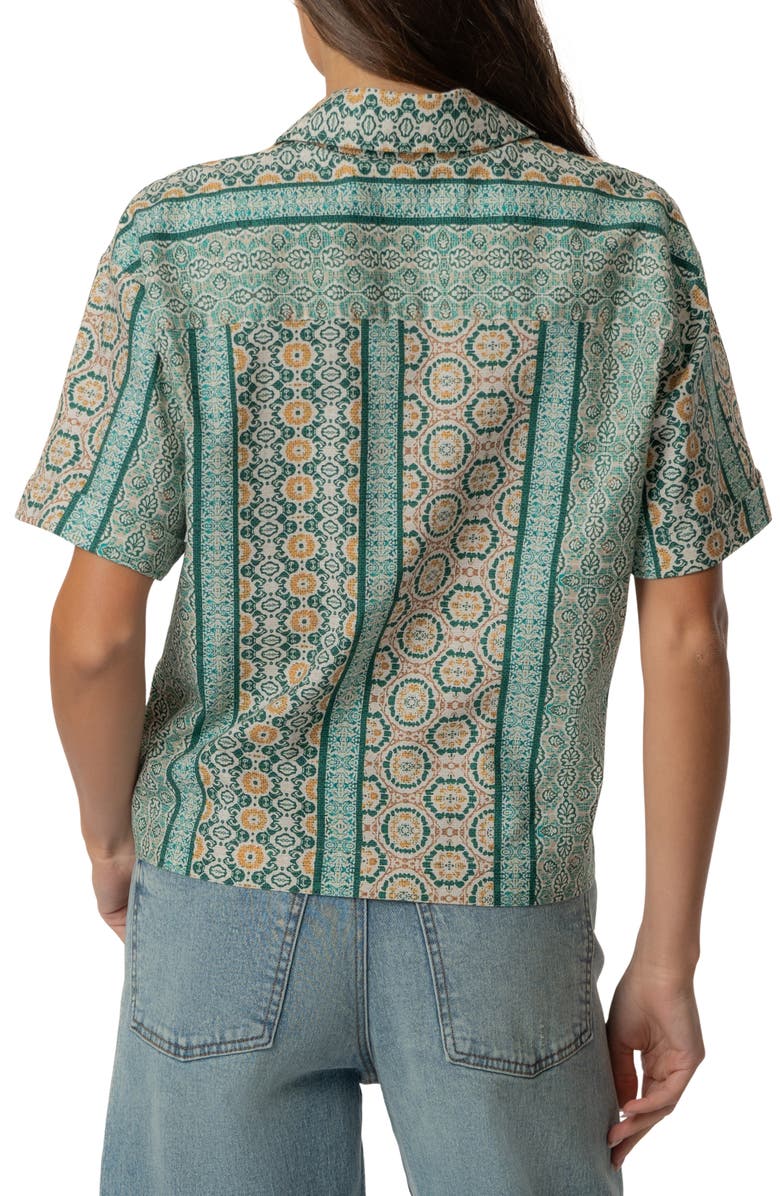KUT from the Kloth Aida Stretch Cotton Blend Short Sleeve Button-Up Top, Alternate, color, Canterbury-Jungle/ Sand