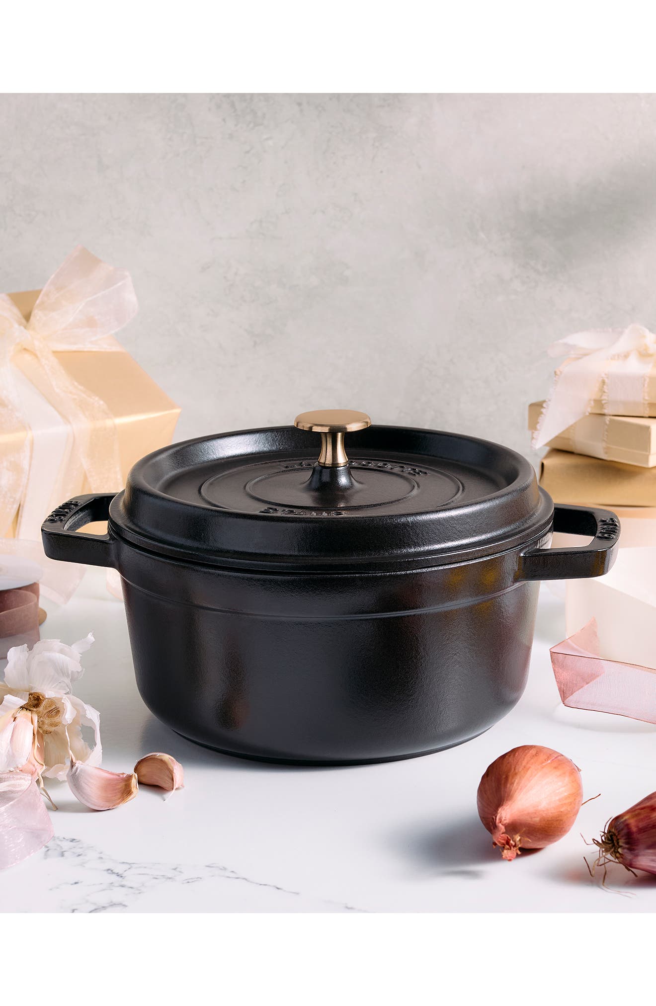 4-Quart Enameled Cast-Iron Dutch Oven