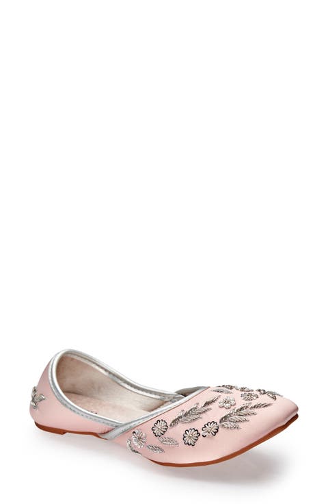 Amira Floral Embroidered Jutti Flat (Women)