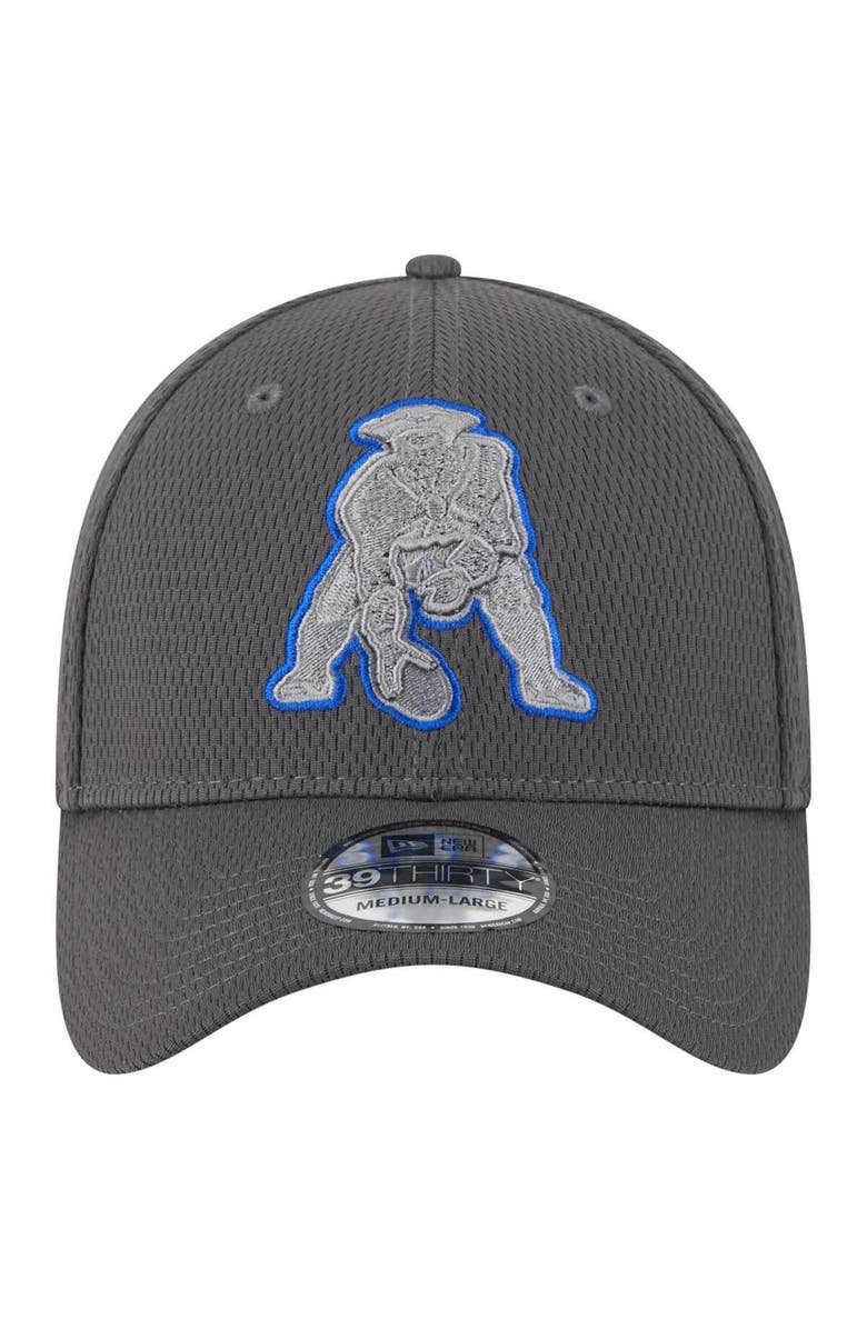 New Era Men's New Era Graphite New England Patriots Throwback Logo Main 39THIRTY Flex Hat, Alternate, color, 