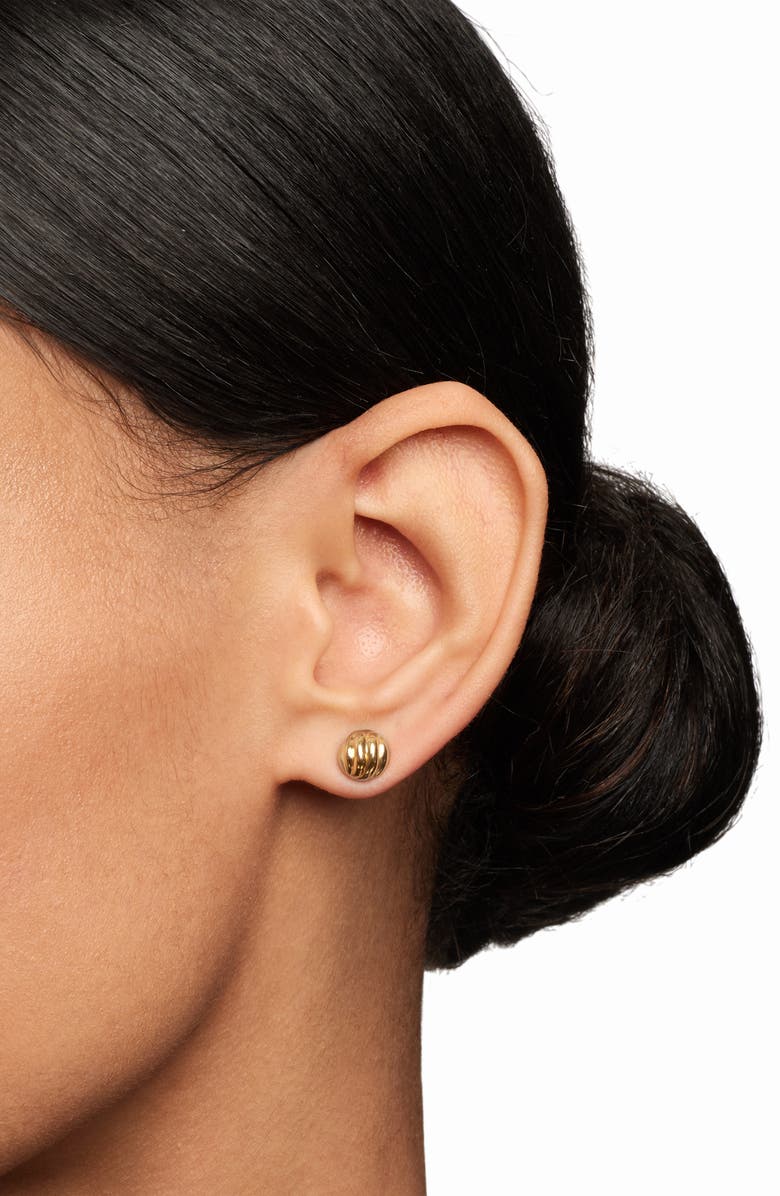 David Yurman 'Sculpted Cable' Stud Earring in Gold, Alternate, color, Gold