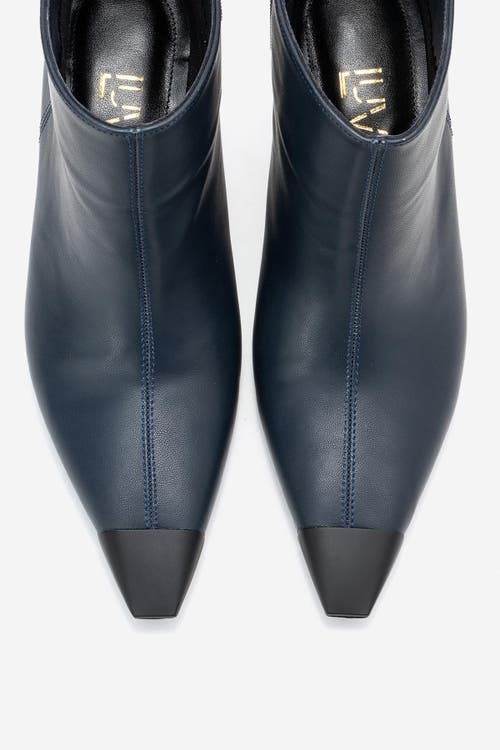 Prologue Shoes Rassel Pointed Toe Boot In Blue
