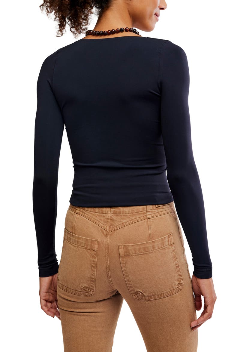 Round Two Top, Alternate, color, BLACK