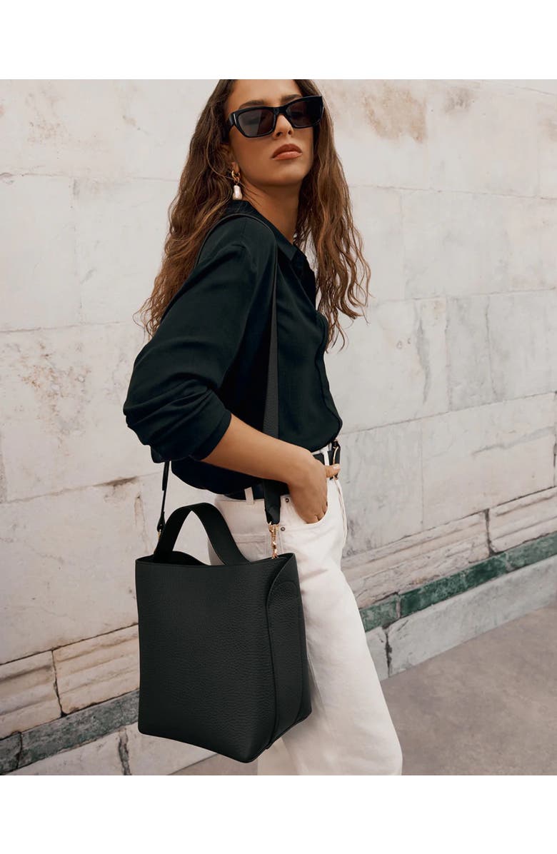 Cuyana Linea Bucket Bag, Alternate, color, Black