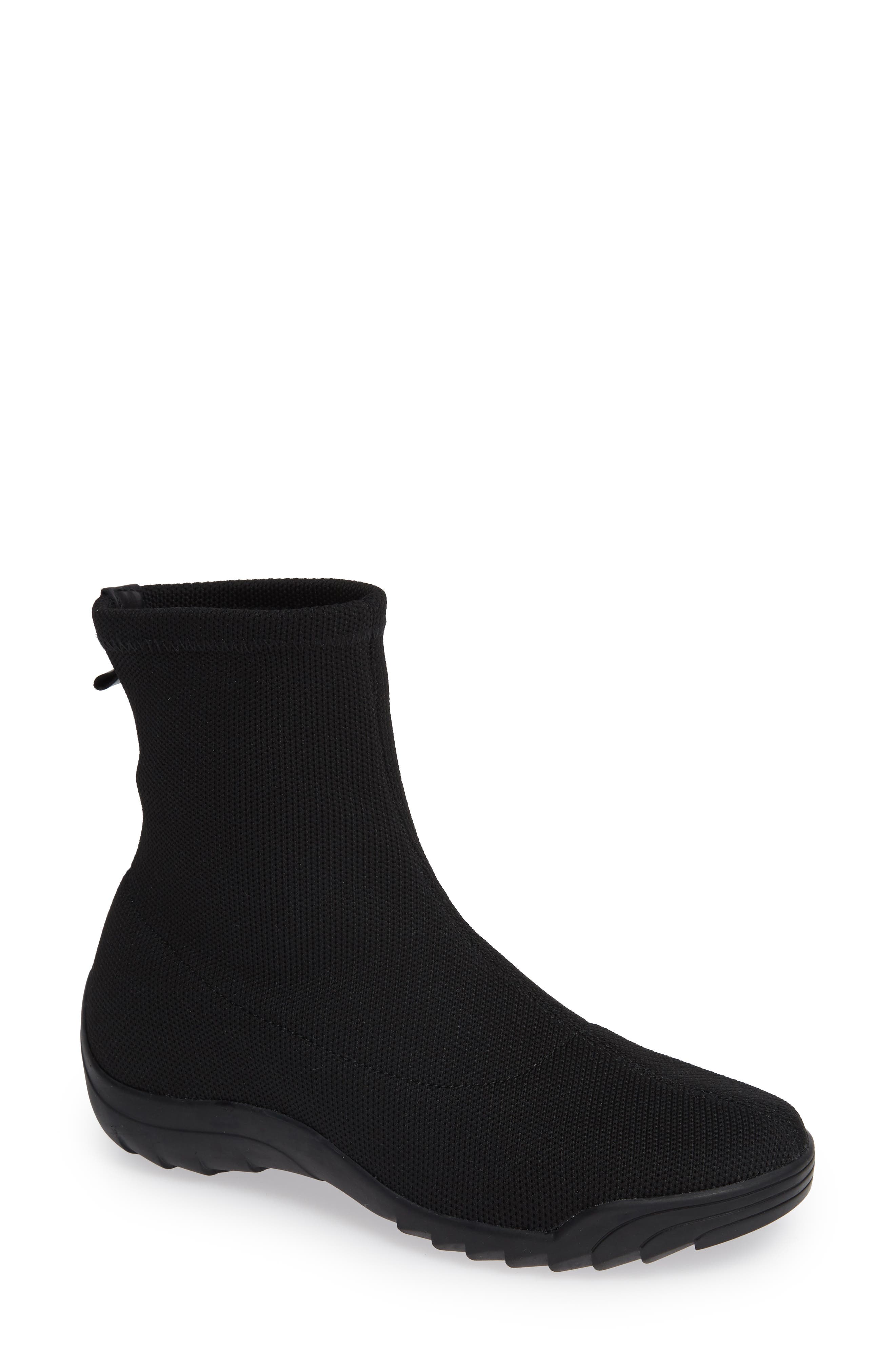 bernie mev. Stav Sock Bootie, Main, color, 
