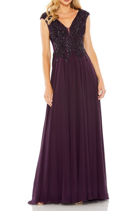 Appliqued Cap Sleeve Bodice Flowy Gown