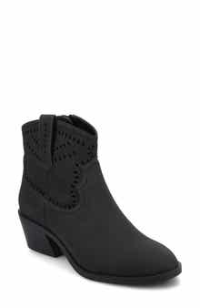 Journee Collection Eyelet Block Heel Bootie