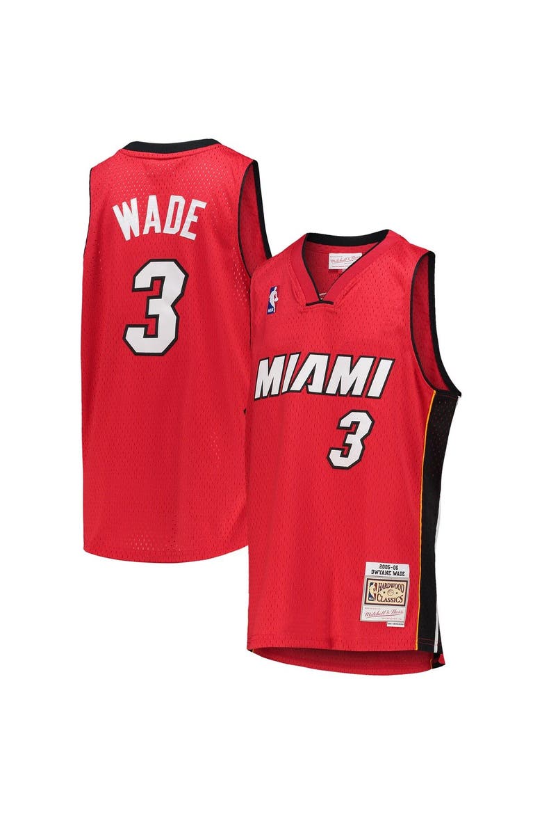 Youth Mitchell & Ness Dwyane Wade Red Miami Heat 2005/06 Hardwood Classics Swingman Jersey, Main, color, Red