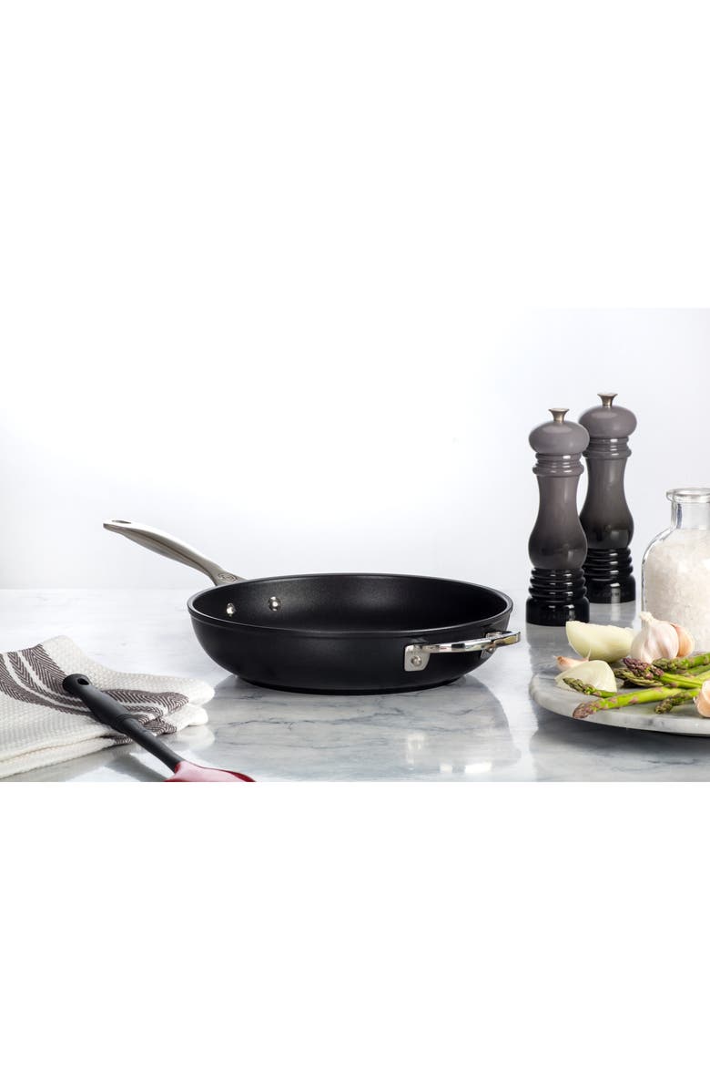 Le Creuset 11-Inch Toughened Nonstick PRO Frying Pan, Alternate, color, Black