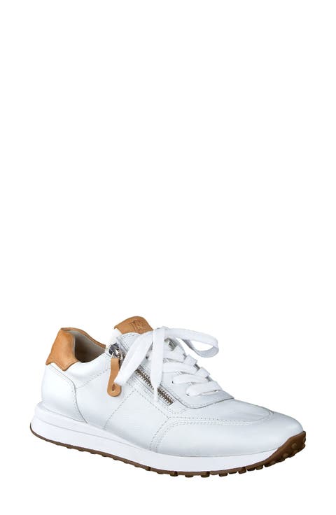 Avery Sneaker (Women)