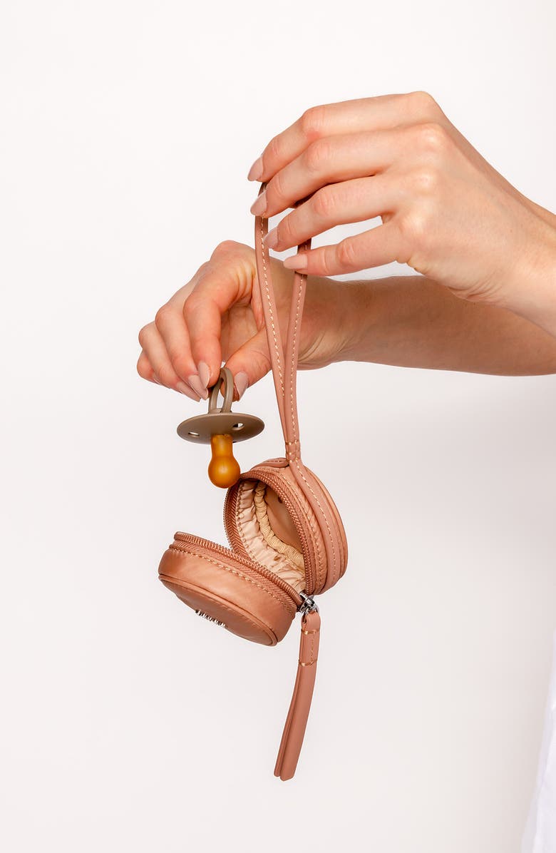 Caraa Pacifier Pod, Alternate, color, Mocha Mousse - Brown Beige