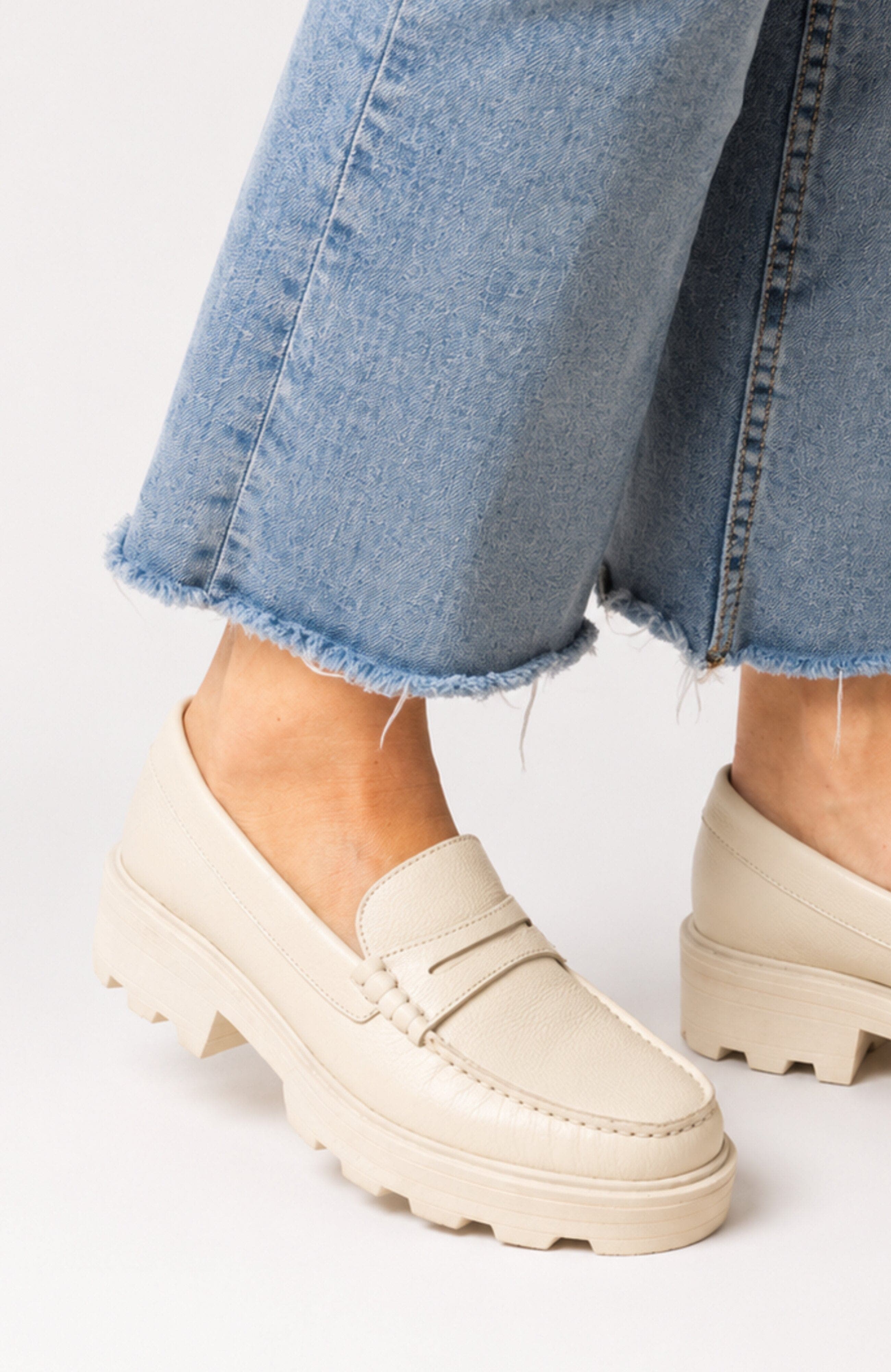 Lola Loafer, Alternate, color, Ivory