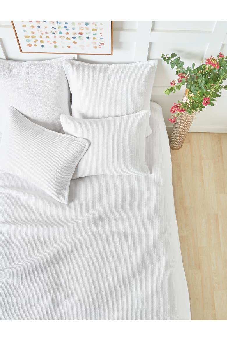 Bennett White Quilt, Alternate, color, White