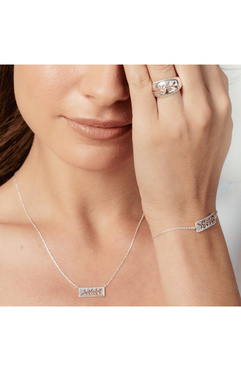 Rizen Jewelry Olive Branch Necklace, Main, color, Sterling Silver