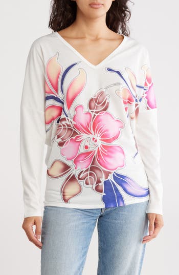 Go Couture V-neck Dolman Sleeve Sweater In White