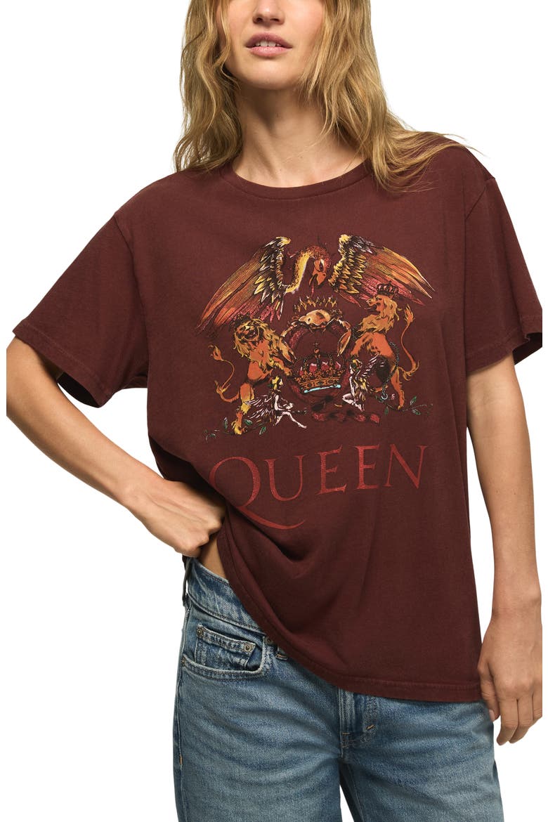 Queen Lion Crest Boyfriend Graphic T-shirt, Main, color, BITTER CHOCOLATE