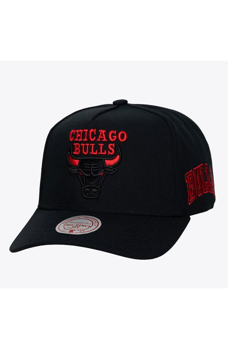 Mitchell & Ness Men's Mitchell & Ness  Black Chicago Bulls Hardwood Classics Legendary Away Pro-Pinch Adjustable Hat, Main, color, Black