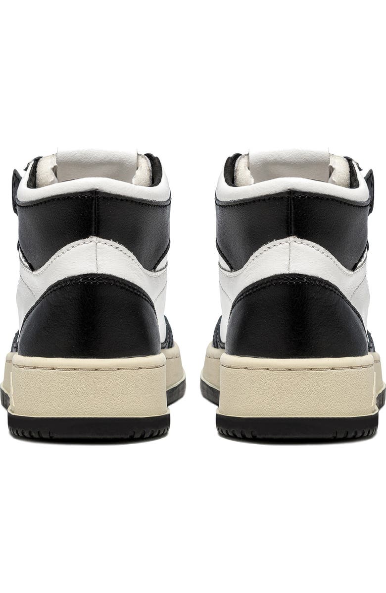 AUTRY Medalist Mid Top Sneaker, Alternate, color,
