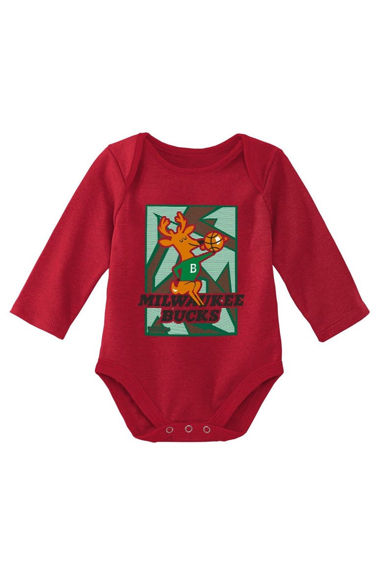 Infant Mitchell & Ness Hunter Green/Red Milwaukee Bucks Hardwood Classics Bodysuits & Cuffed Knit Hat Set, Alternate, color, Green