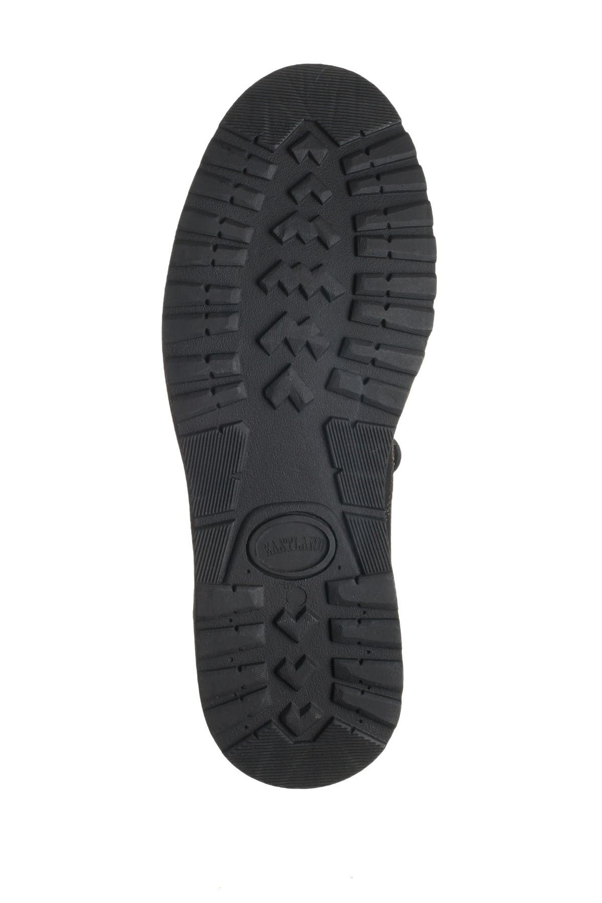 Eastland Finn Plain Toe Boot, Alternate, color, Black