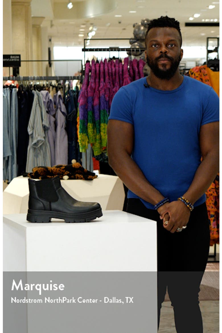 Skyview Waterproof Chelsea Boot video