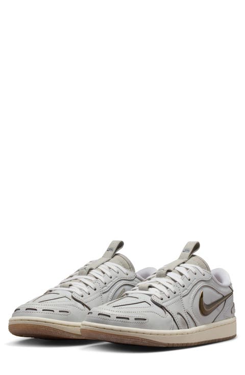 Air Jordan 1 Low Method of Make Sneaker (Women)