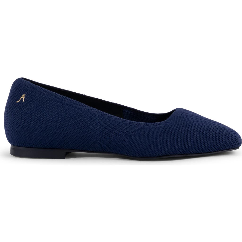 Stinaa.j Filippa Orthopedic Expandable Ballet Flats In Expandable Navy