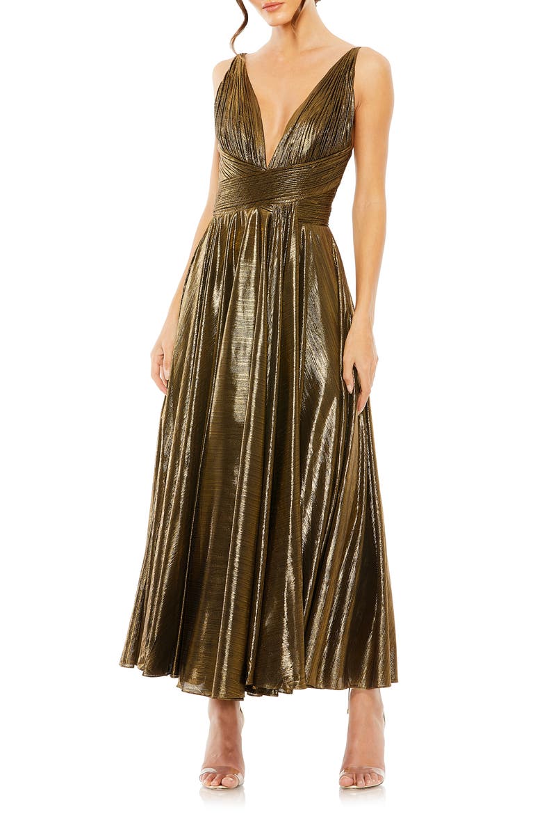 Women's Women's Sleeveless Metallic V-Neck Gown, Main, color, ANTIQUE GOLD