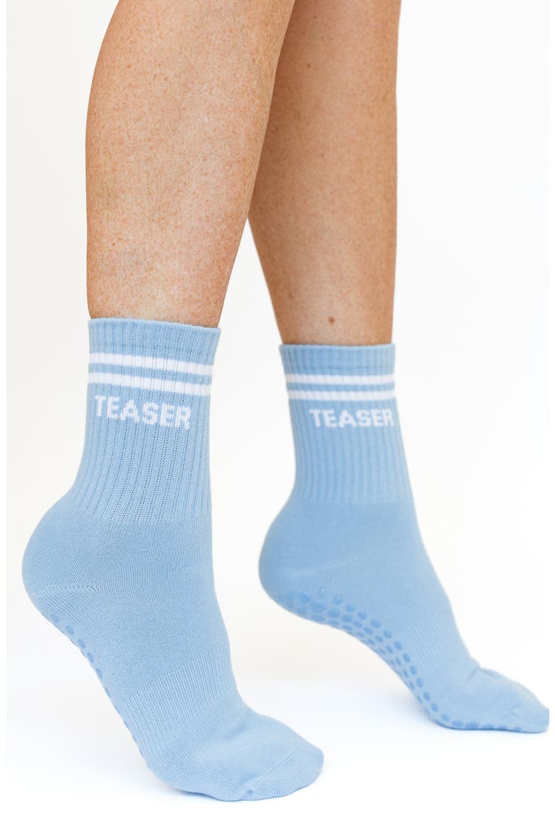 Assorted 2-Pack Teaser Nonslip Grip Crew Socks, Alternate, color, BABY BLUE/ HEATHER GREY