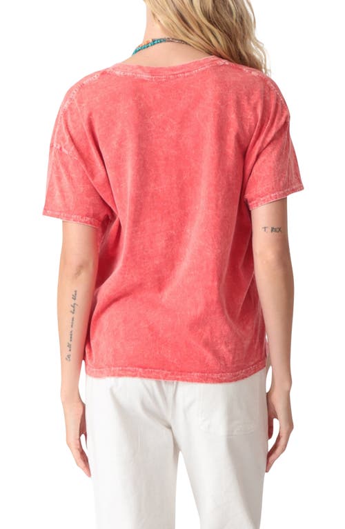 Electric & Rose Chase V-neck T-shirt In Red