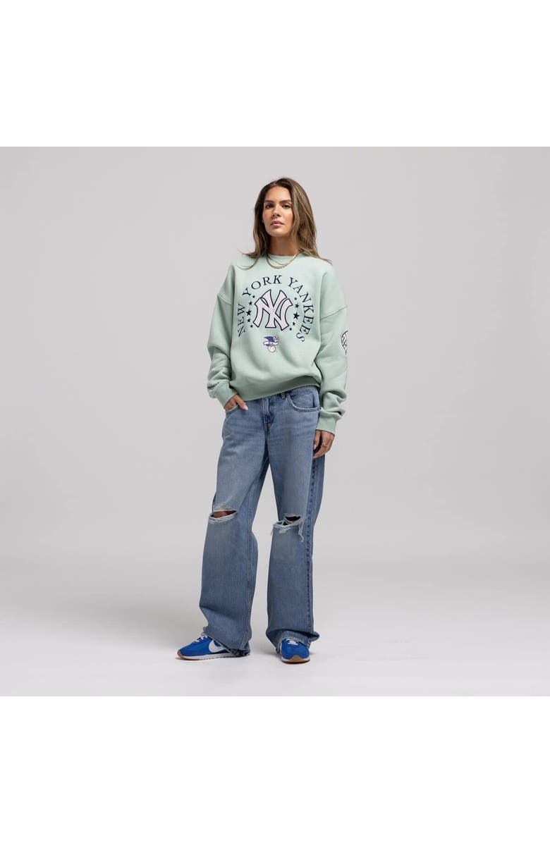 Mitchell & Ness Women's Mitchell & Ness  Green New York Yankees Yacht Rock Sweatshirt, Main, color, Green