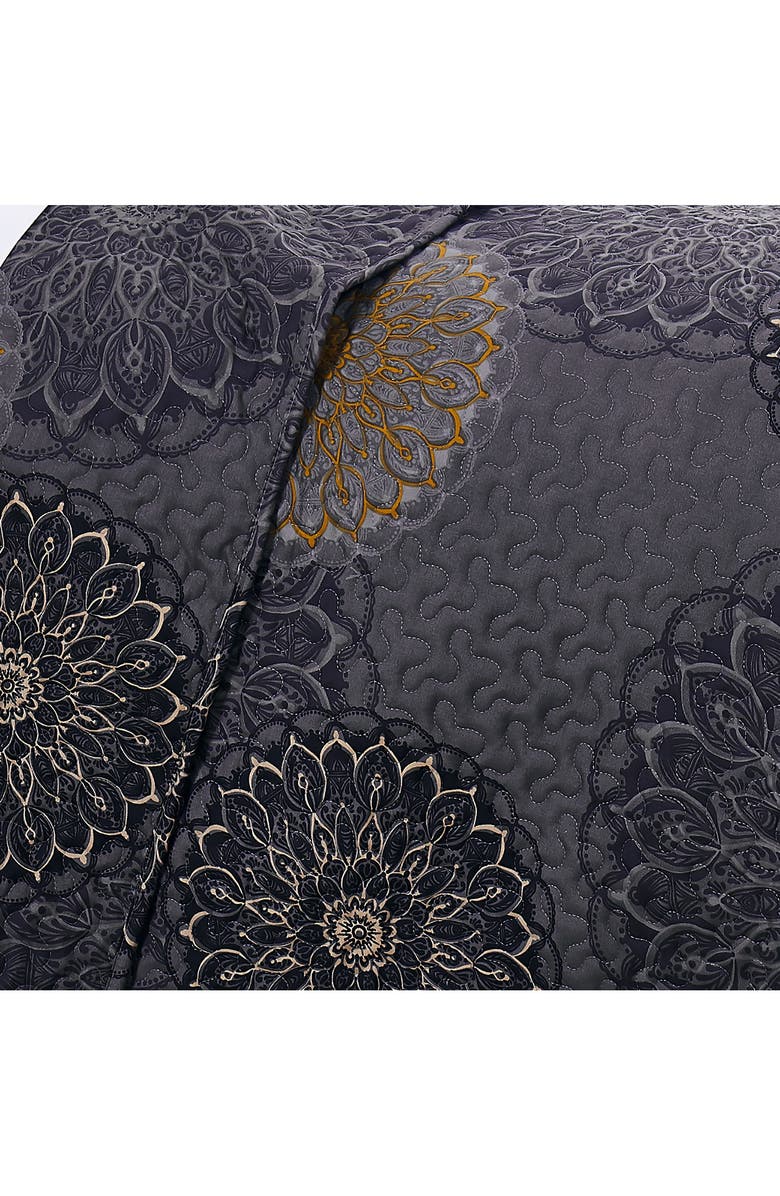 SOUTHSHORE FINE LINENS Midnight Floral Oversized Quilt Cover Set - Blue - King/California King, Alternate, color, Midnight Floral Black