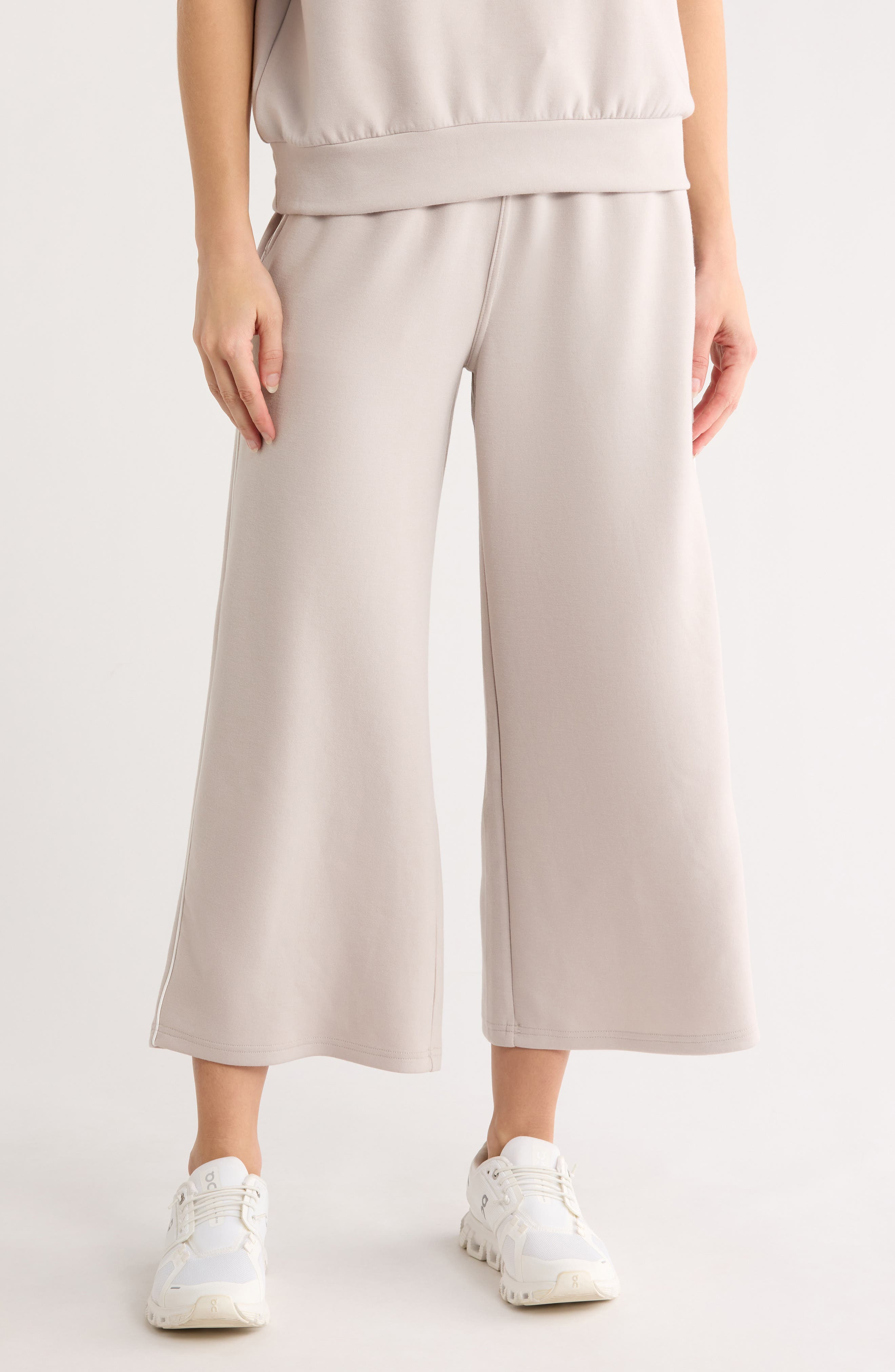 YOGALICIOUS Lanston Scuba Knit Culotte Pants