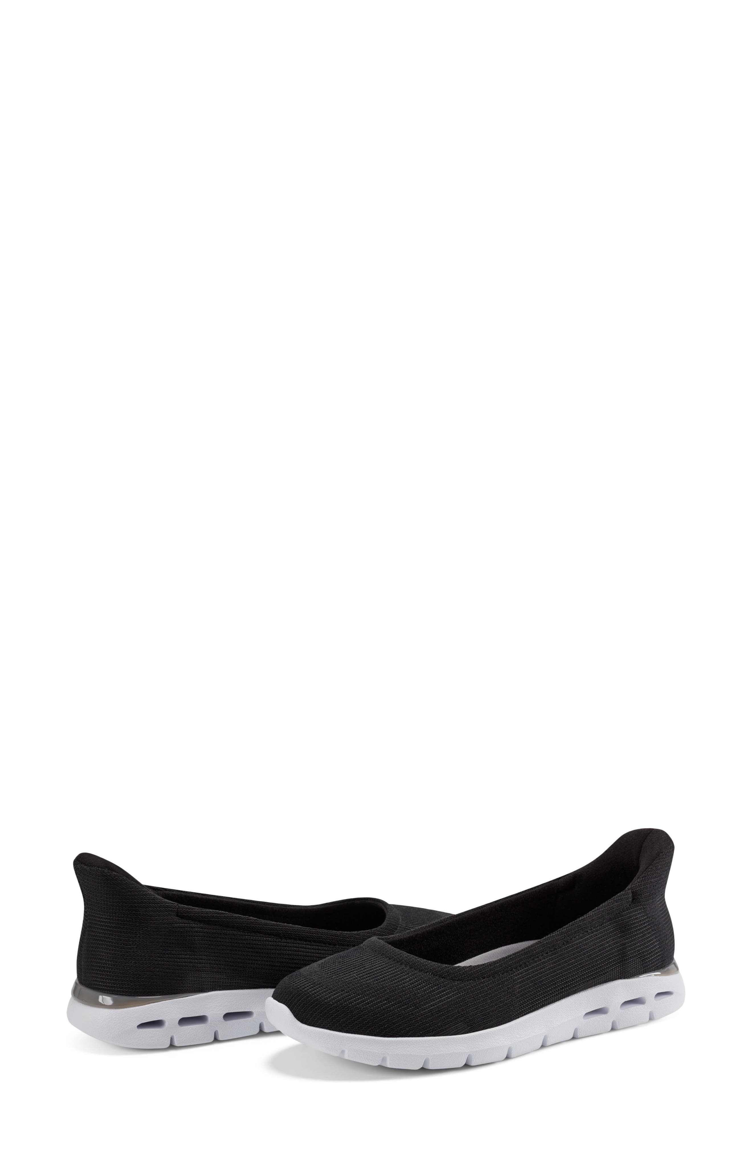 Easy Spirit Noemi So Easy Wedge, Alternate, color, Black