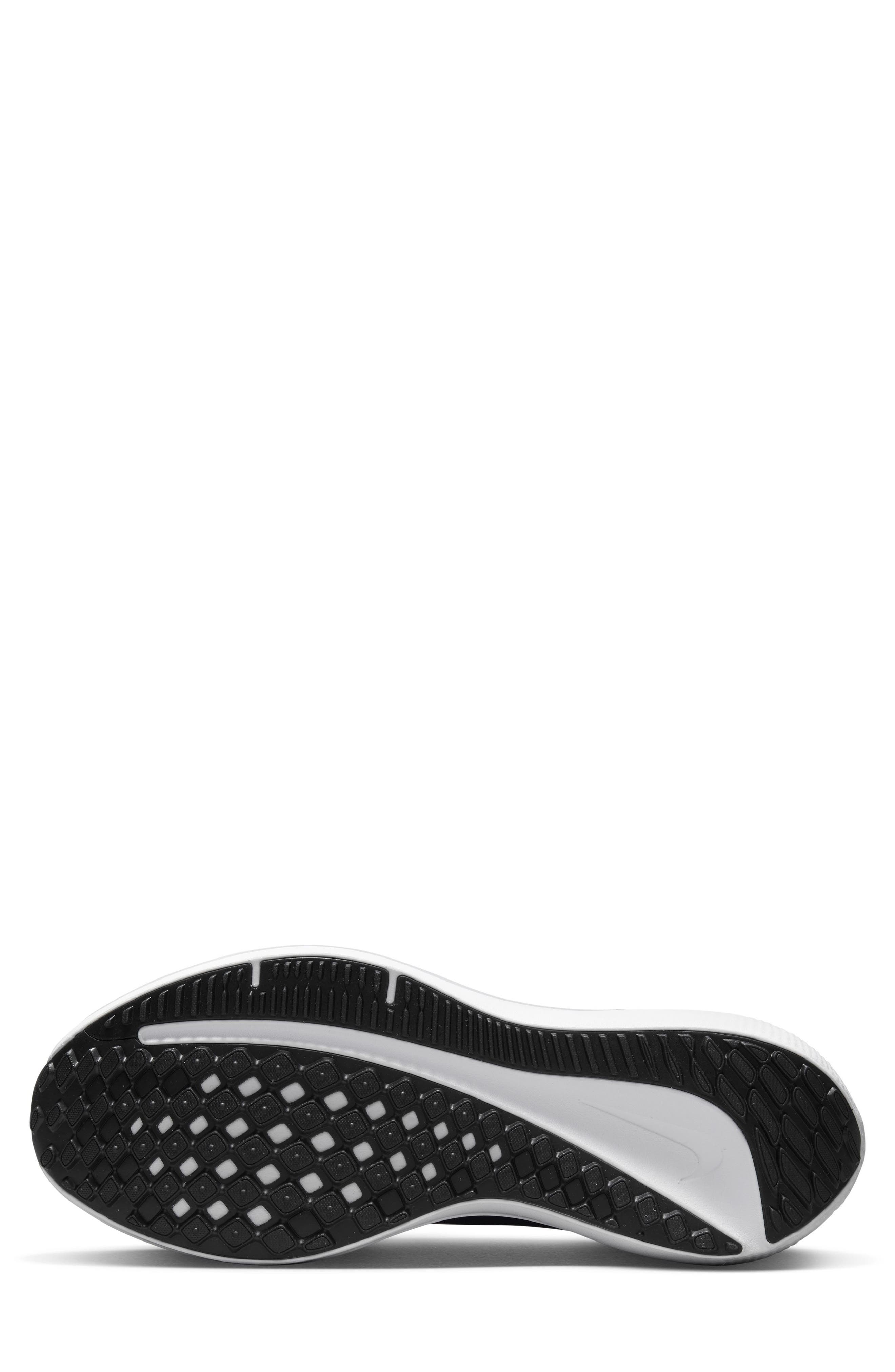 Nike Air Winflo 10 Running Shoe, Alternate, color, 400 Clgnvy/M Silv