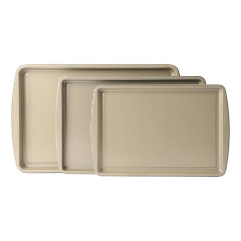 3 Piece Carbon Steel Nonstick Cookie Sheet Set in Gold