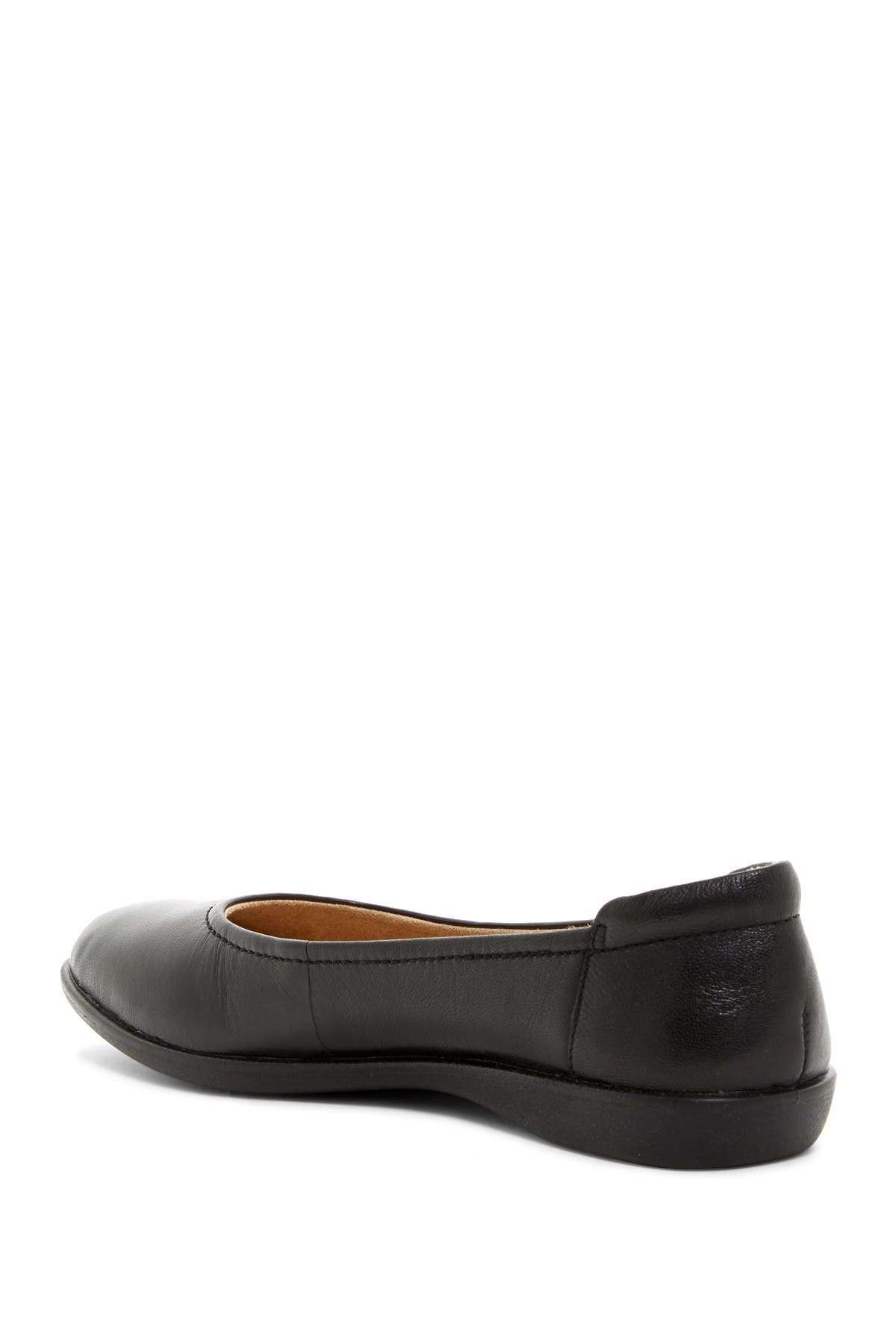 Naturalizer Flexy Leather Flat - Wide Width Available, Alternate, color, 