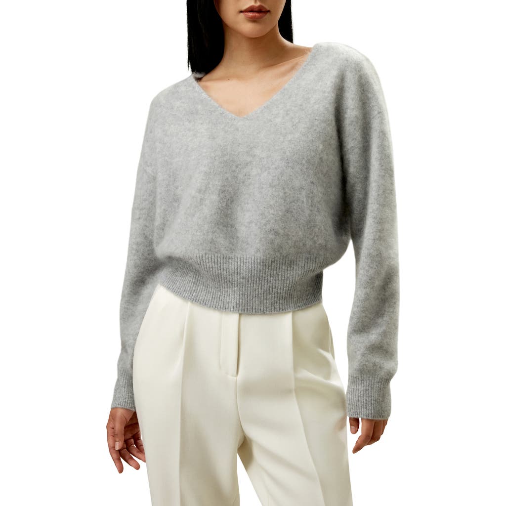 Shop Lilysilk Cropped V-neck Cashmere Sweater For Women In Light Gray