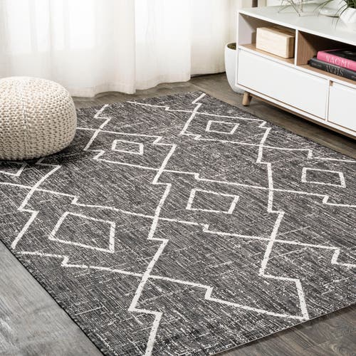 Jonathan Y Carwa Diamond Trellis Indoor/outdoor Area Rug In Black/ivory