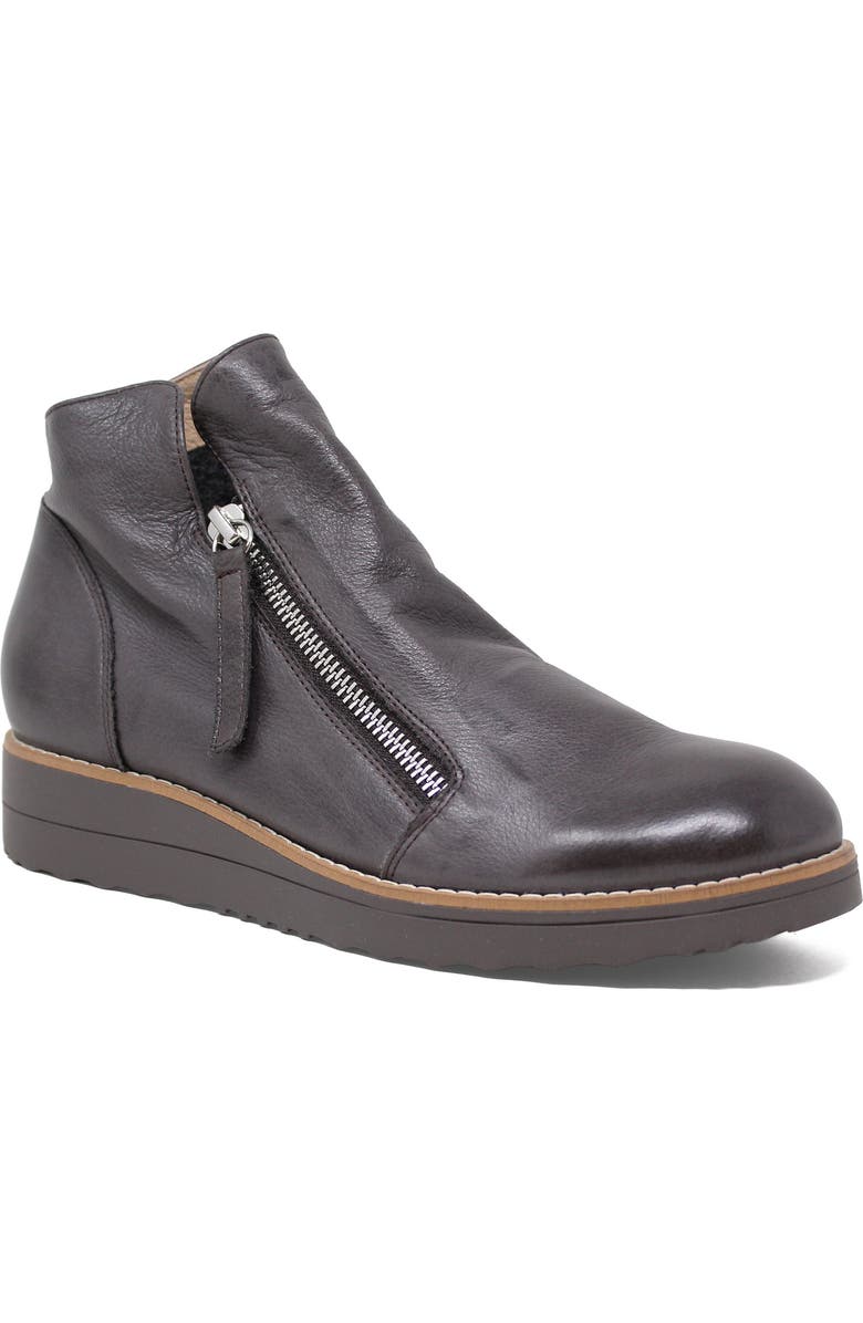 DJANGO AND JULIETTE Ohmy Double Zip Boot, Main, color, Chocolate-Chocolate Sole