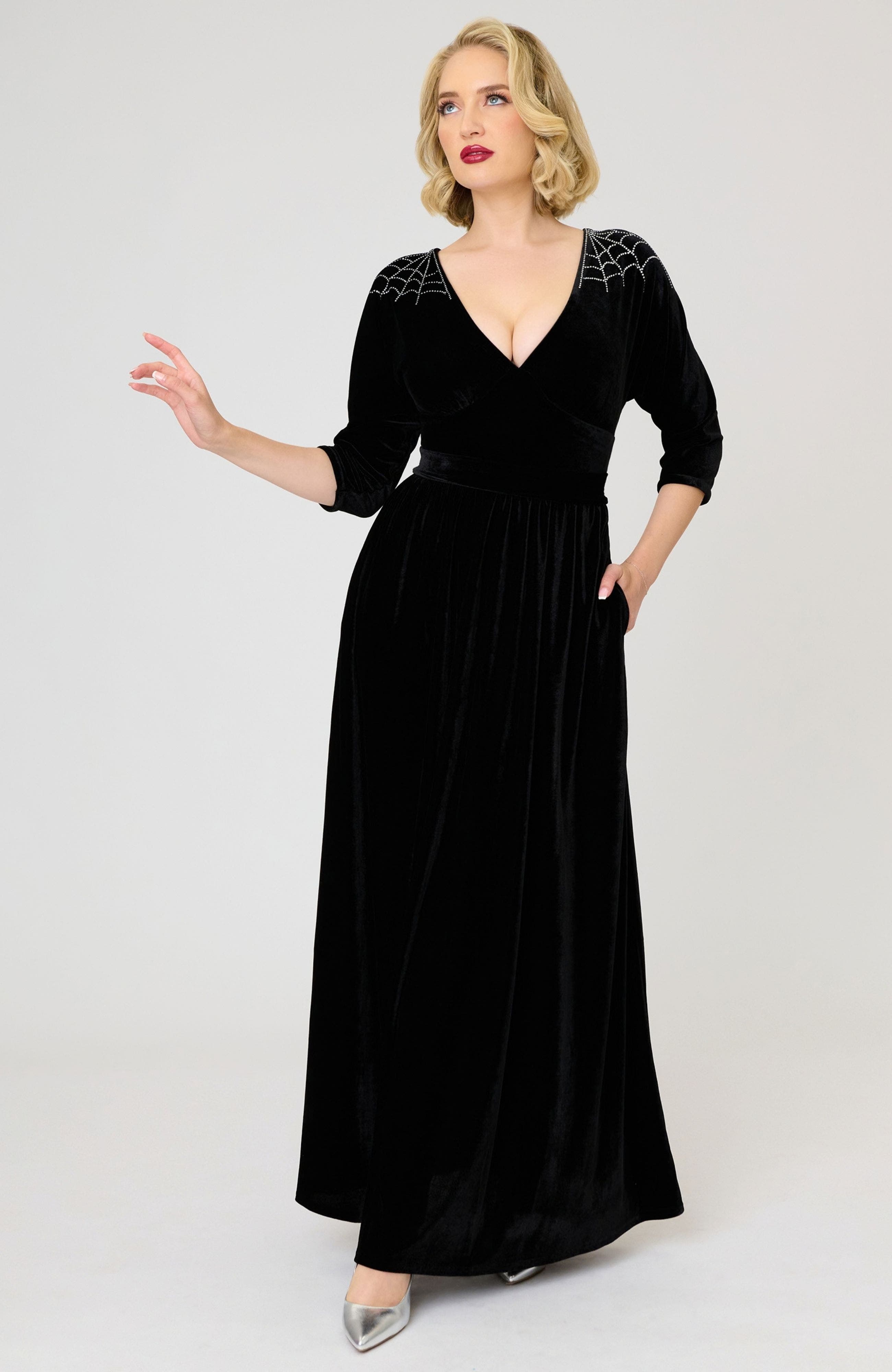 selected Black w/ Rhinestone