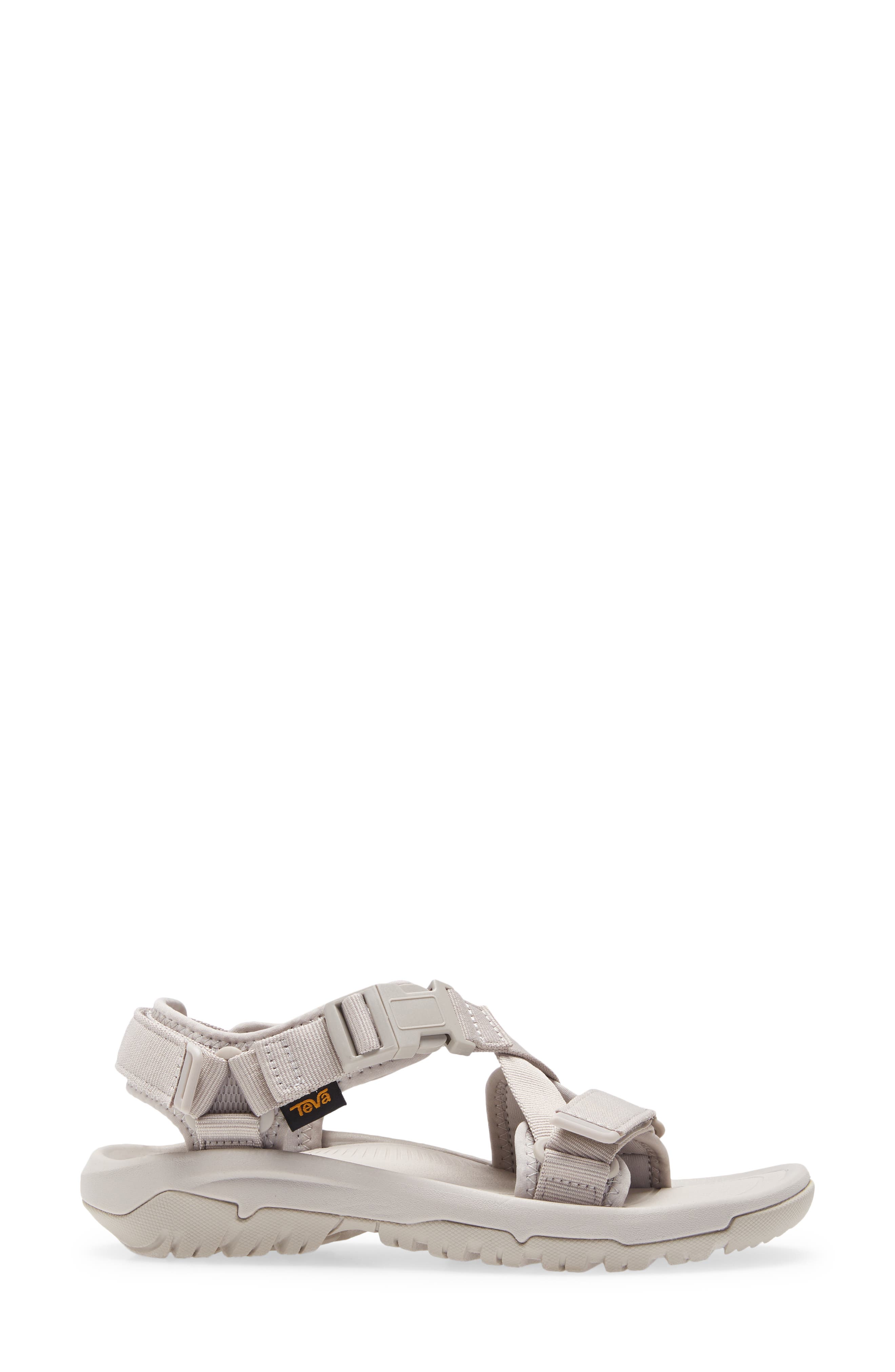 Hurricane Verge Sandal, Alternate, color, SILVER CLOUD
