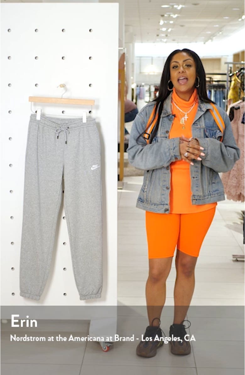 Sportswear Essential Fleece Pants, sales video thumbnail