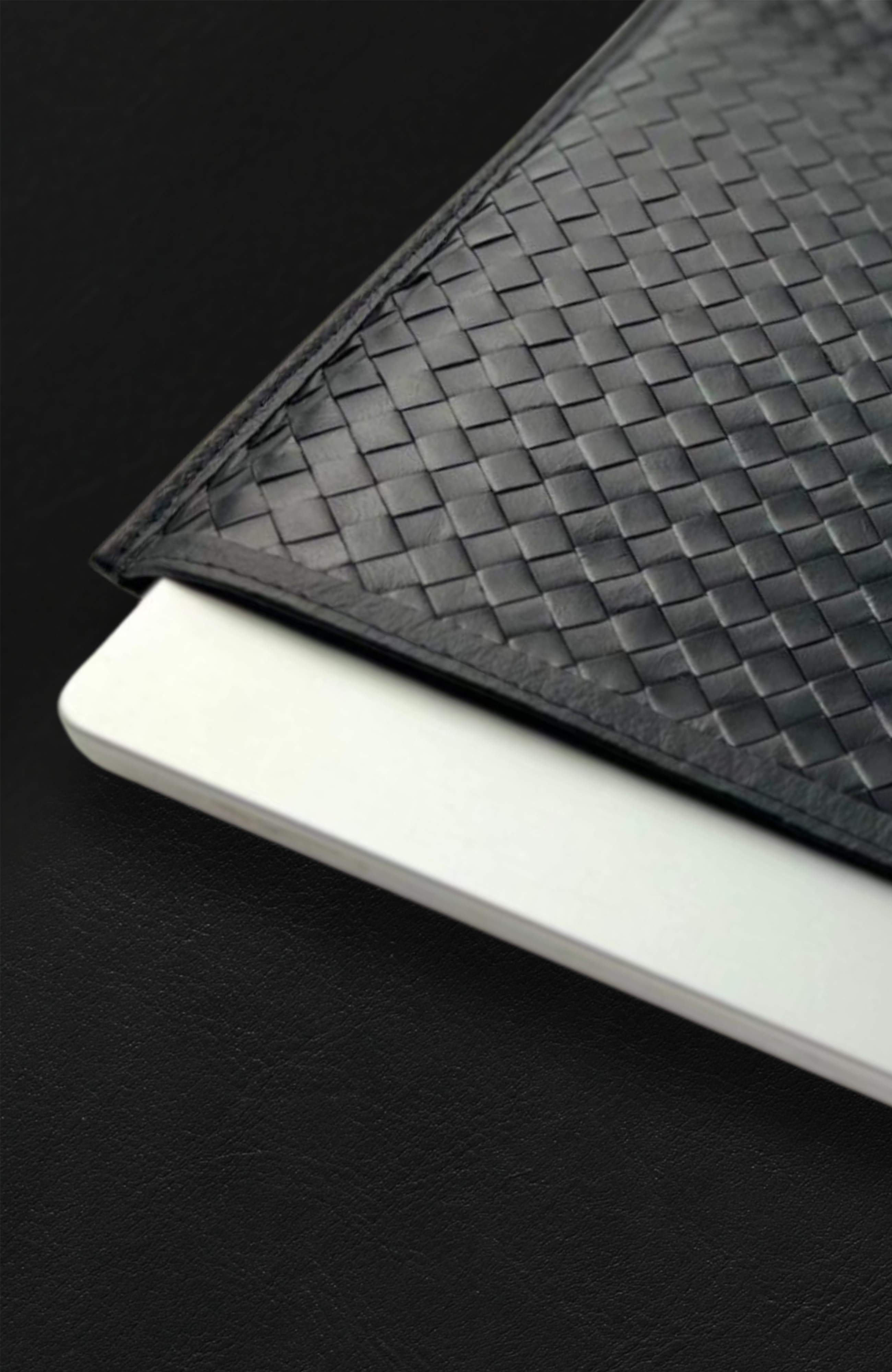 Deux Mains Woven Laptop Sleeve, Alternate, color, Black