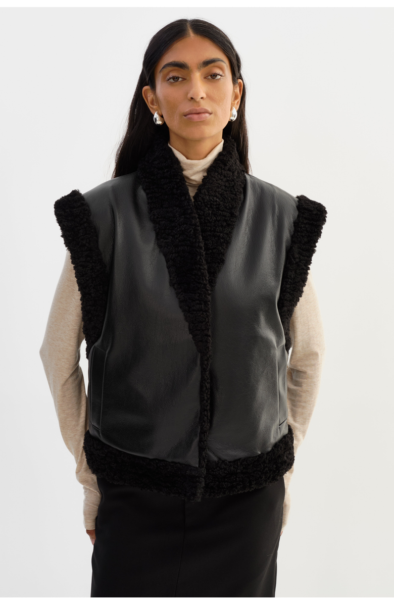 LAMARQUE Dua | Reversible Faux Fur Vest, Alternate, color, 