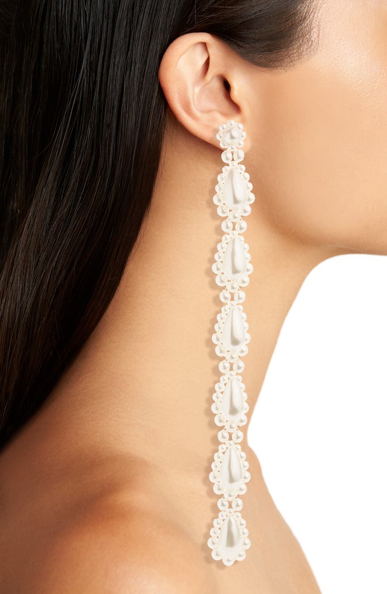 Simone Rocha Long Imitation Pearl Earrings, Alternate, color, 